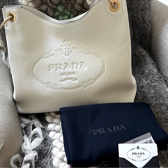 PRADA Vitello Phenix Bianco Embossed Logo Leather Hobo Tote Bag - Picture 1 of 15